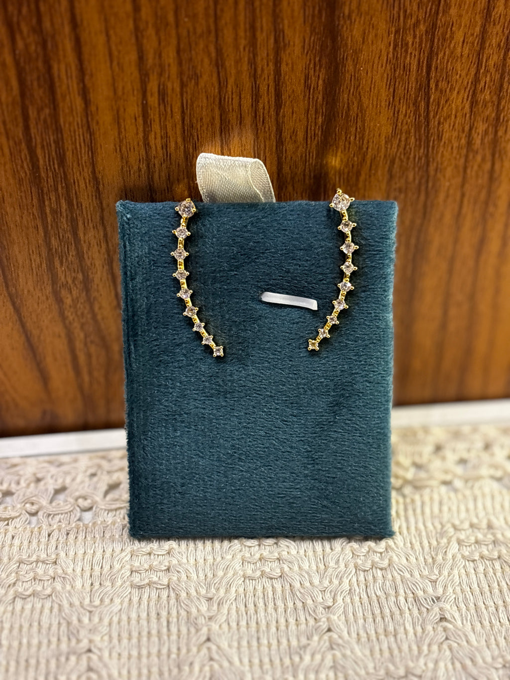 Alice Eacuff Earrings