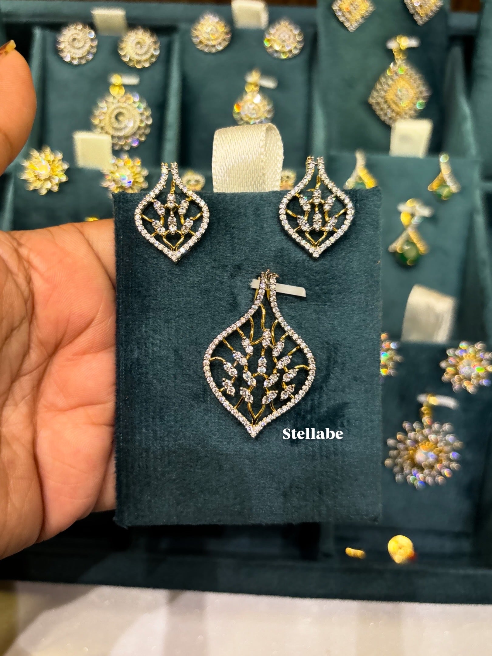 Orchid Diamond Replica Pendant Set