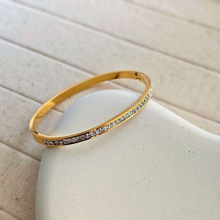 Celestia Crystal Bangle