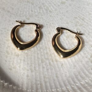 Eleni Hoops