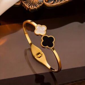 Clover Bangle