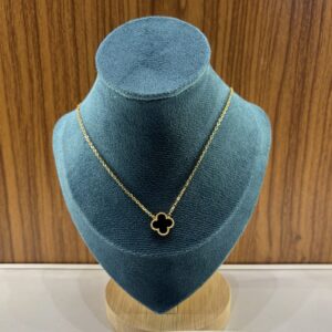 DS Clover Necklace